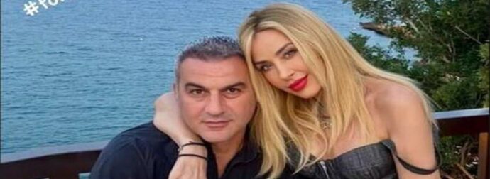 Γωγώ Μαστροκώστα: Η απόφαση του Τραϊανού Δέλλα και της κόρης τους για την κηδεία που συγκινεί