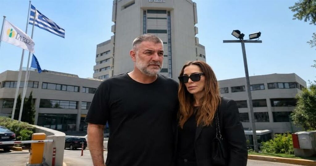 Αποκλειστικό! Μπαινοβγαίνει στο ΙΑΣΩ η Δέσποινα Βανδή: Οι μυστικές επισκέψεις στον όροφο -2