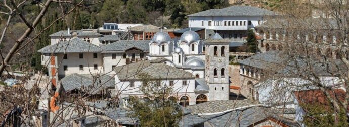 Ανατριχίλα στο Παγγαίο: Το κόκκινο φως που  «δημιούργησε» την εικόνα της Παναγίας (Βίντεο)