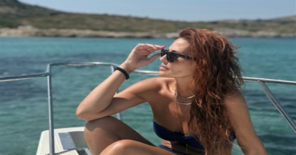 Αρετουσάριστη, με μαγιό “κόλαση”: Η Σίσσυ Χρηστίδου ποζάρει με μπικίνι μετά την μεγάλη απώλεια κιλών και “τελειώνει” τις influencers