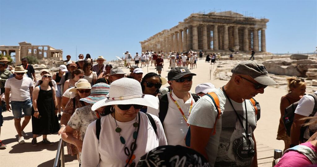 Καύσωνες: «Η Ελλάδα βρίσκεται σε ζώνη υψηλού κινδύνου» – Οι περιοχές που κινδυνεύουν περισσότερο από ακραίες θερμοκρασίες