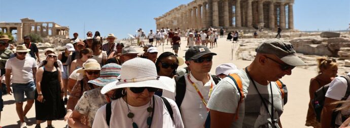 Καύσωνες: «Η Ελλάδα βρίσκεται σε ζώνη υψηλού κινδύνου» – Οι περιοχές που κινδυνεύουν περισσότερο από ακραίες θερμοκρασίες