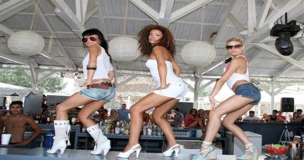Θυμάστε τις Mystique; Δείτε τι κάνουν και πως είναι σήμερα η Αλκμήνη Χατζηγιάννη και η Μαρία Μακρή που ανέδειξαν τη Φουρέιρα