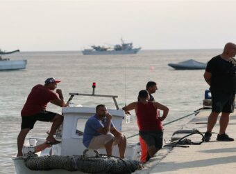 Σε ξενοδοχεία της Θεσσαλονίκης μεταφέρονται πυρόπληκτοι από τη Χαλκιδική μετά τις εκκενώσεις στη Σίβηρη