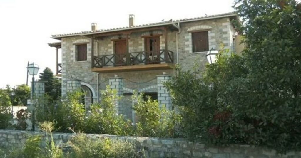 Ενδεχομένως και σήμερα η πρώτη εκτίμηση του ιατροδικαστή για τον 90χρονο που βρέθηκε σε καταψύκτη στον Μυστρά – Τι υποστηρίζει ο γιος του