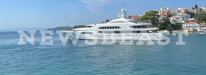 Στη Σκιάθο για πρώτη φορά το 60μετρο superyacht «Vive La Vie» του Ελβετού δισεκατομμυριούχου Willy Michel