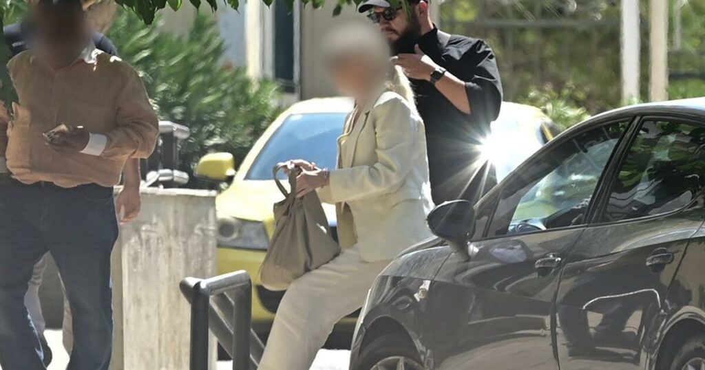 Γιώργος Μαζωνάκης: Ήθελε να παραγγείλει φαγητό η γιατρός που κατηγορείται για τον θάνατο του Μαζωνάκη – Αρνείται τις κατηγορίες – «Όλα έγιναν νόμιμα. Δεν υπήρχε δόλος» (video)