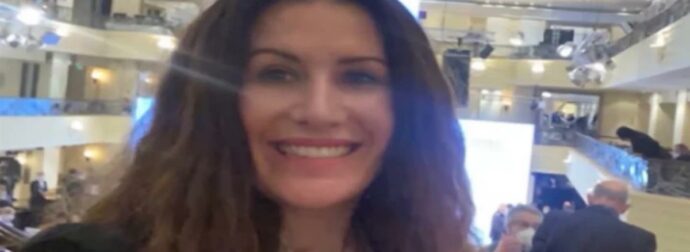 «Θα καταλήξουμε άσχημα, ψυχή μου»: «Σεισμός» στην Αλβανία με το ερωτiκό θρίλερ με την πρώην αρχηγό μυστικών υπηρεσιών