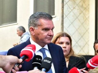 Γιώργος Μαζωνάκης: «Το χρηματοκιβώτιο ήταν απολύτως άδειο» λέει ο δικηγόρος της οικογένειας του τραγουδιστή