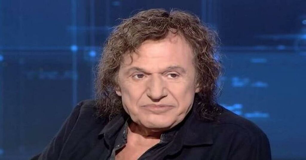 Βασίλης Παπακωνσταντίνου: «Είμαι καλά και αναρρώνω στο σπίτι – Χρειάζομαι λίγη ηρεμία αυτή την περίοδο»